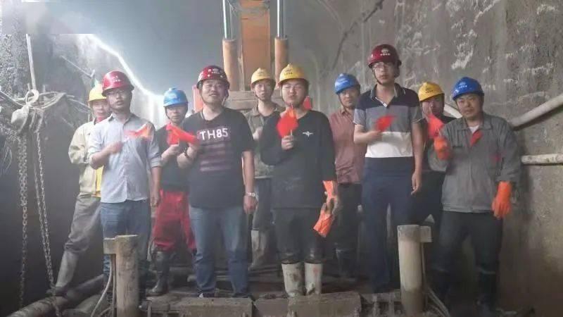 《花千骨》票房爆了!打了多少资方的脸?陈都灵又赌对了